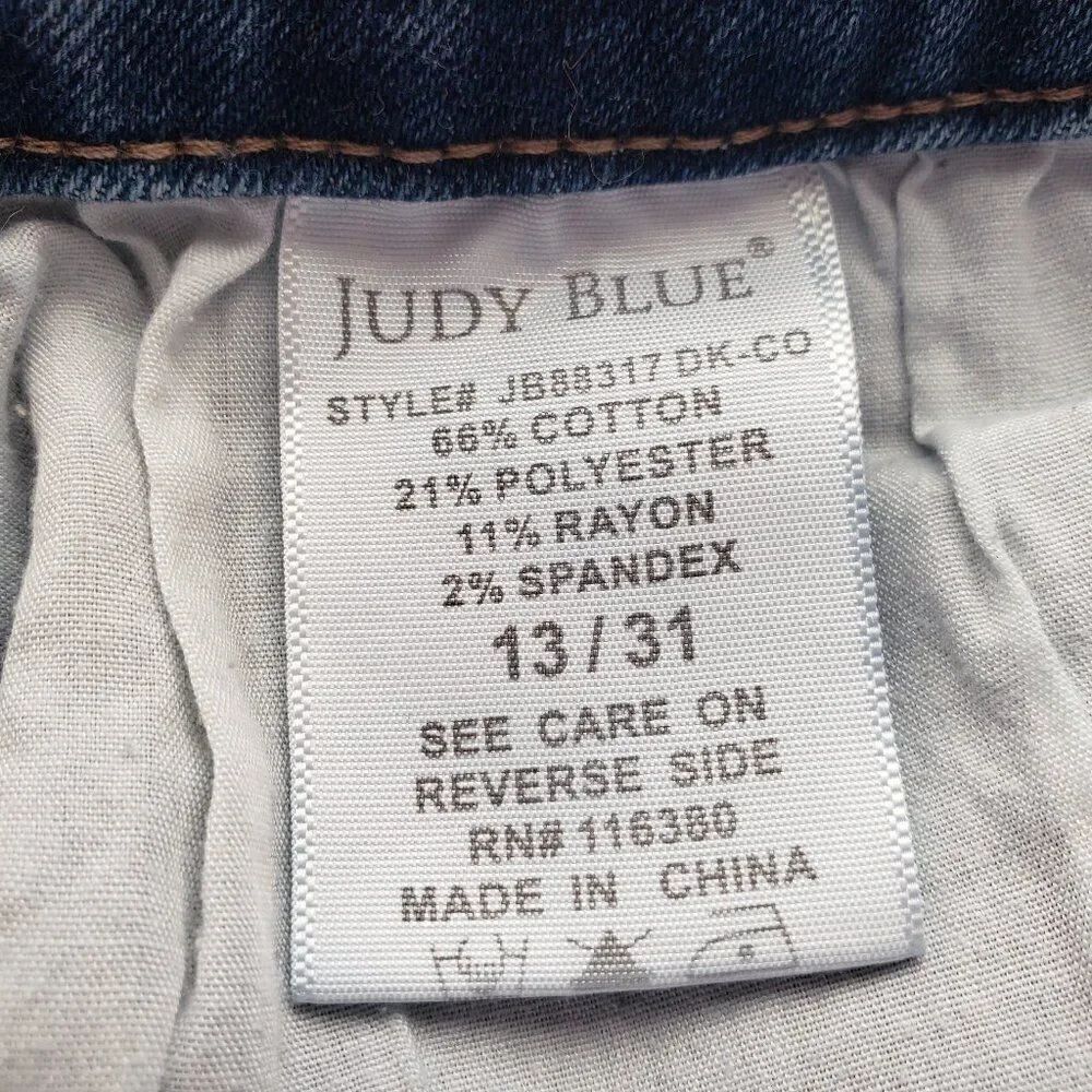 Judy Blue Patch Knee Boyfriend Jeans Size 13 / 31 Dark Wash Distressed Stretch - Picture 9 of 10